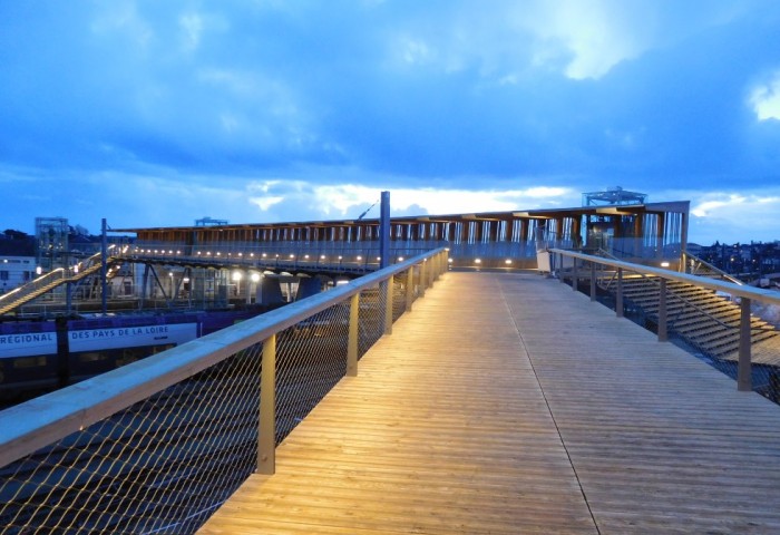 Passerelle de la gare de Laval : le choix du chêne Ducerf pour un projet « exceptionnel » !