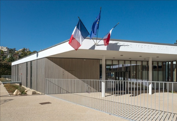 Avec le peuplier THT, le groupe scolaire de Saint-Germain-en-Laye associe esthétique et écologie !